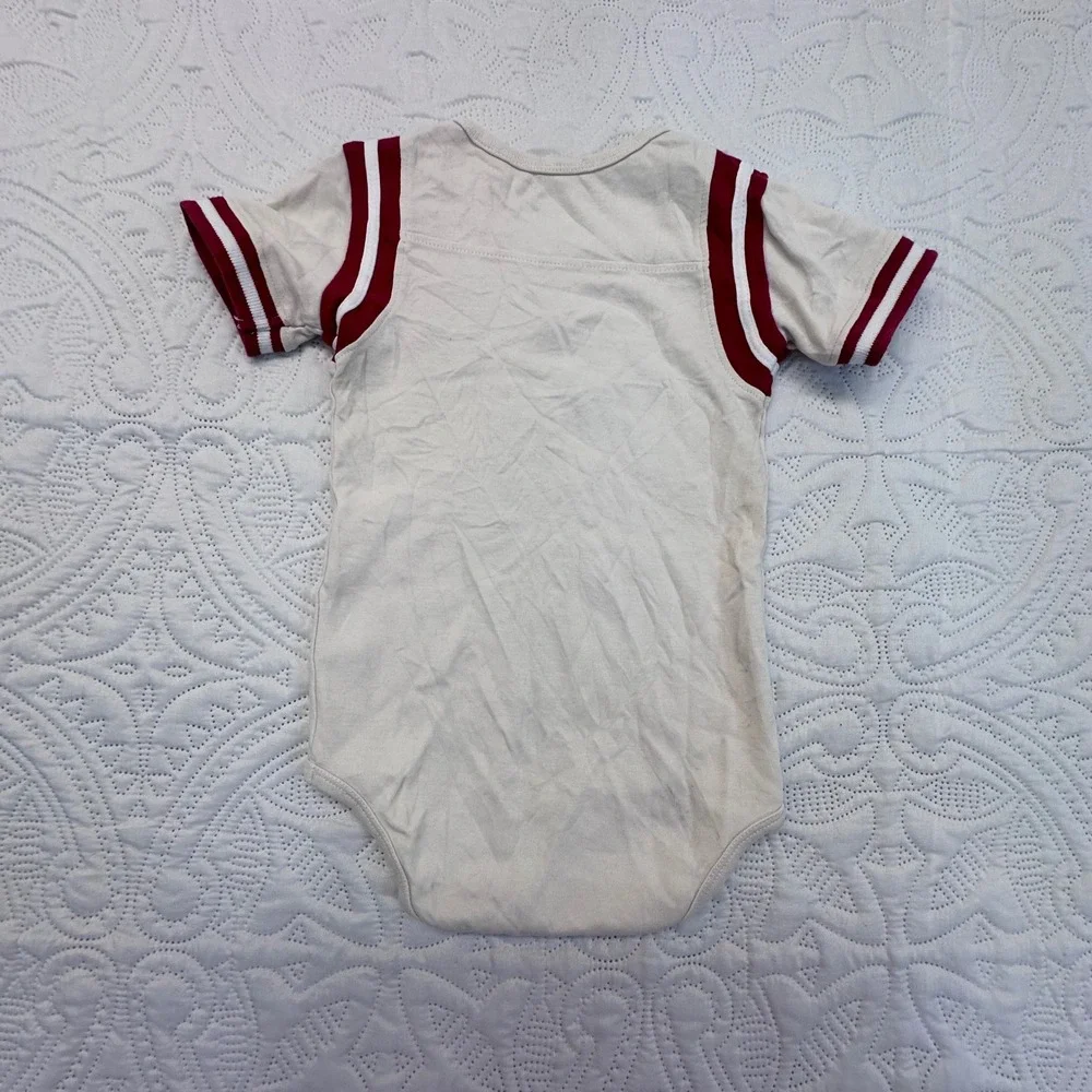 Wes and Willy Arkansas Razorbacks Organic Cotton Bodysuit 12M Cream Red 744